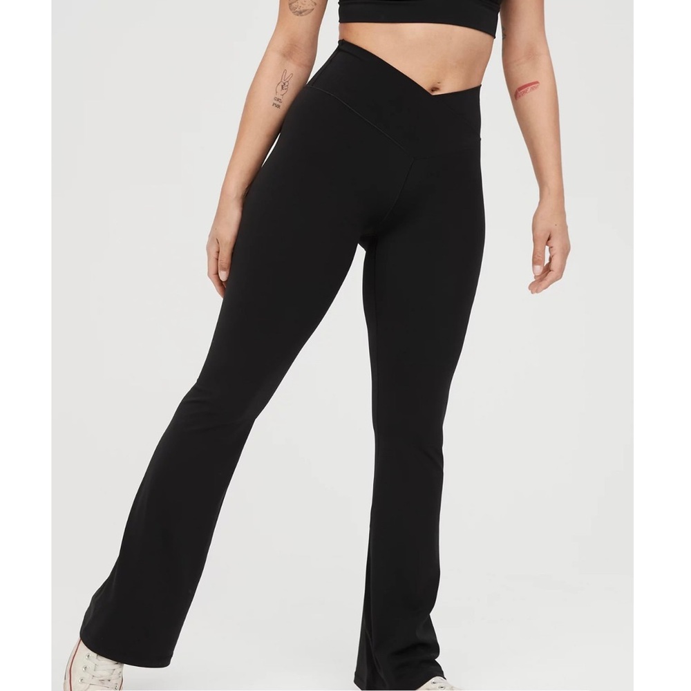 OFFLINE by Aerie High Waisted Crossover Flare Legging